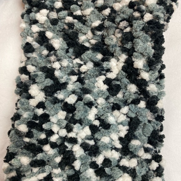 (FREE WITH PURCHASE!) BNWOT Black and White Cozy Pom Pom Socks - Picture 5 of 5